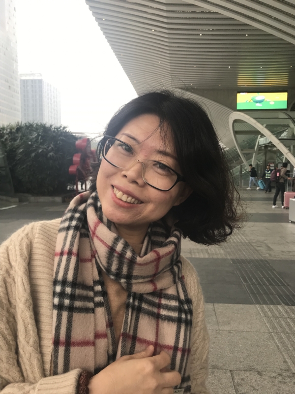 简单的第三张照片--台湾红颜知己交友网