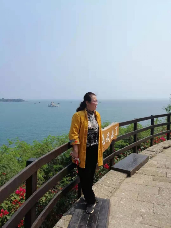 曦若半秋的第一张照片--台湾红颜知己交友网