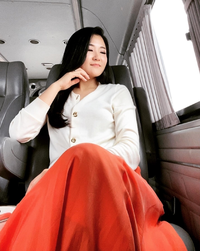 深凝久伴的第一张照片--台湾红颜知己交友网